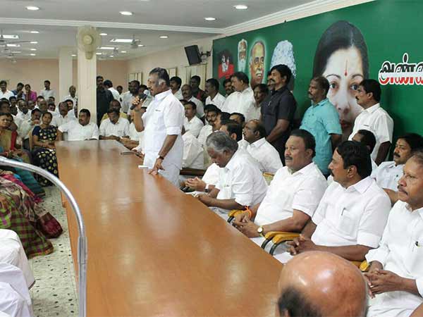 திமுகவின் மெளனம் 