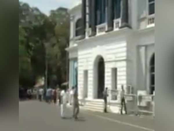 50பேர் தயாராக உள்ளனர் 