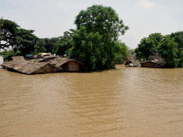 உத்தரபிரதேசத்தில் வெள்ளம் 