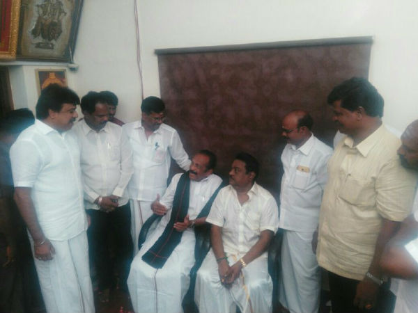 வைகோ நேரில் வாழ்த்து 