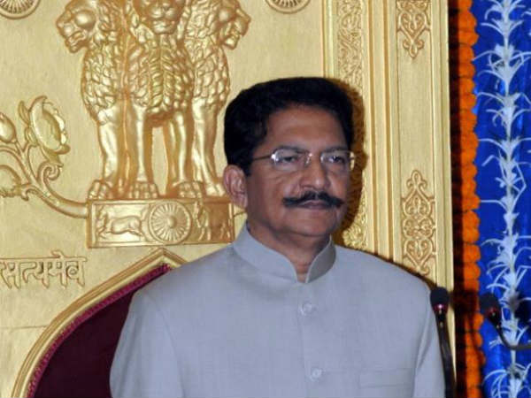 கைவிரித்த ஆளுநர் 