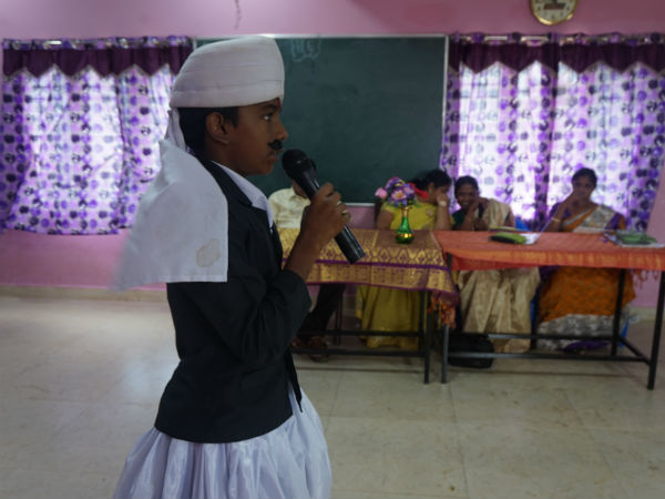 Karaikudi Ramanathan Chettiyar school students hold Asathalam Vaanga programme 