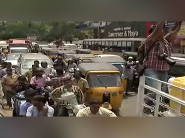  போக்குவரத்து பாதிப்பு