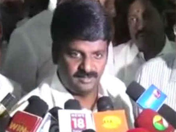 ஏமாற்றும் செயல் ஏமாற்றும் செயல்