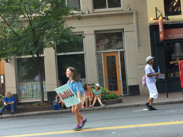 சிறுமியின் சிரிப்பு 