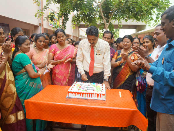 உற்சாக கொண்டாட்டம்