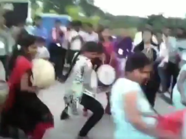 எங்ககிட்டயும் இருக்காங்க 