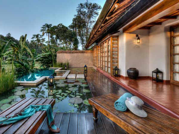 பத்திரிகையாளர்கள் தேடுதல் பத்திரிகையாளர்கள் தேடுதல்