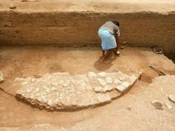  கட்டட எச்சங்கள்