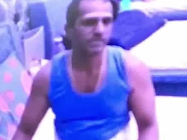 நாளடைவில் சரியாகிவிட்டார் நாளடைவில் சரியாகிவிட்டார்