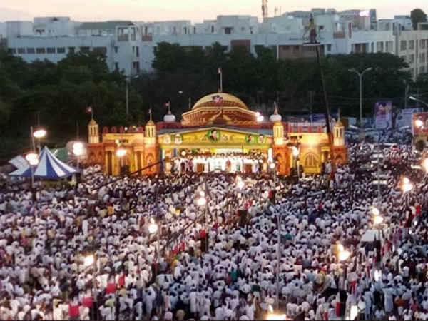  அதிமுகவை பாதுகாக்க... 