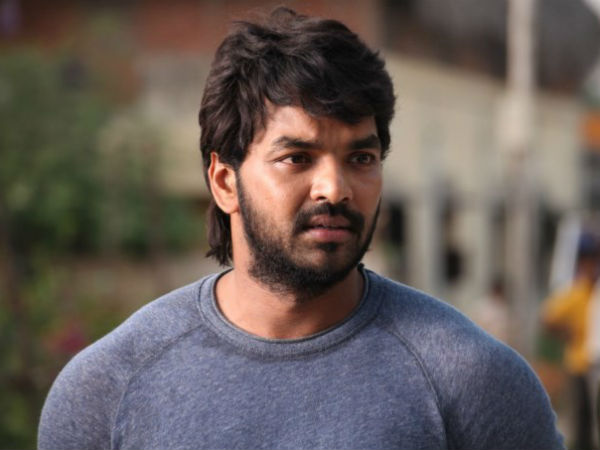 அதிர்ஷ்டவசமாக தப்பிய ஜெய், பிரேம்ஜி 