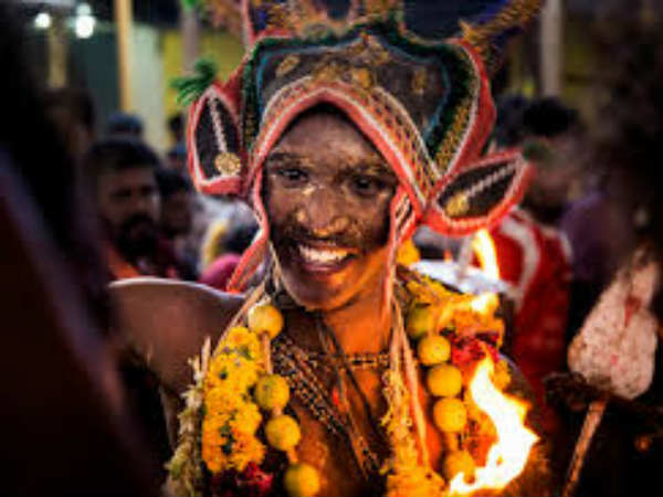 முத்தாரம்மன் கோயில் இல்லாத ஊர் இல்லை முத்தாரம்மன் கோயில் இல்லாத ஊர் இல்லை