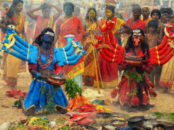 ஒற்றுமையை உருவாக்கும் 'தசரா செட்' ஒற்றுமையை உருவாக்கும் 'தசரா செட்'