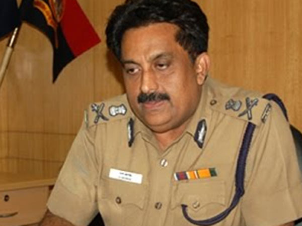 பின்புலம் 