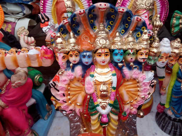 அம்மனுக்கு அலங்காரம் 