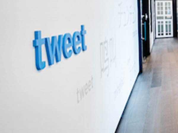 கட்டுப்படுத்த முடியாது