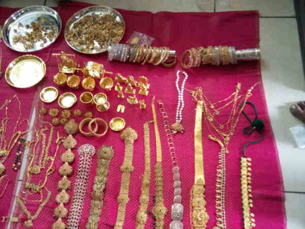பினாமியையும் விடவில்லை 