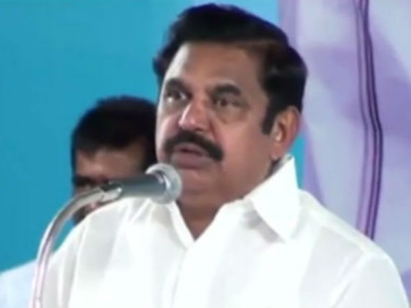 தனது பேச்சை கேட்கின்றனர் 