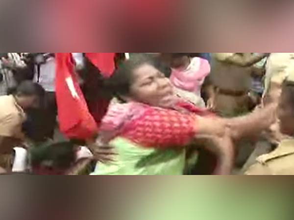 Students Association in Chennai protest near the place where medical counselling takesplace 