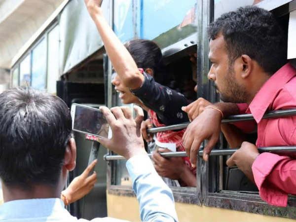 Students and transgenders arrested for Protesting against neet 
