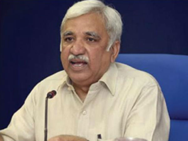 Senior IAS officer Sunil Arora appointed as new election comissioner Senior IAS officer Sunil Arora appointed as new election comissioner