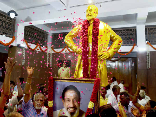  அரசியல்வாதிகளின் சிவாஜி சென்டிமெண்ட் 