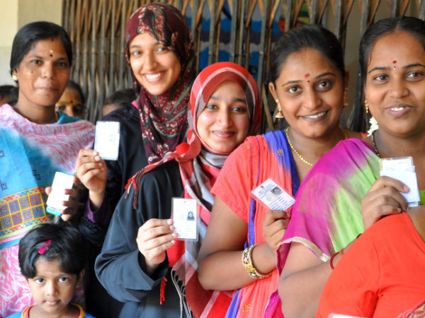 ஆண், பெண்கள் எத்தனை