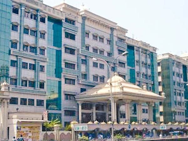 குவியும் நோயாளிகள் குவியும் நோயாளிகள்