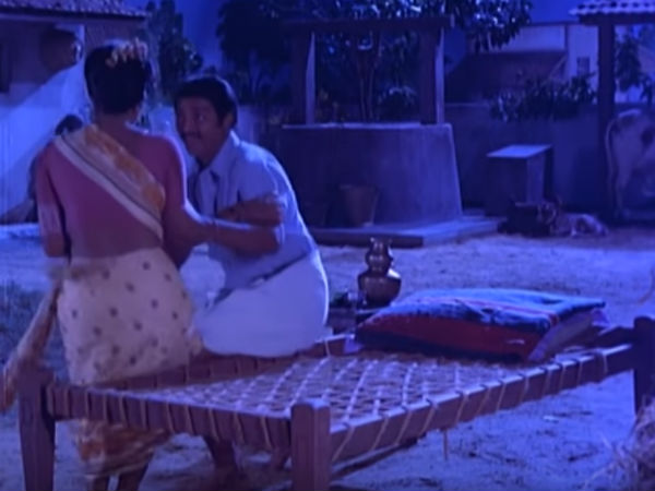  சணல் நூல் கொண்டு பின்னப்படும் கட்டில்