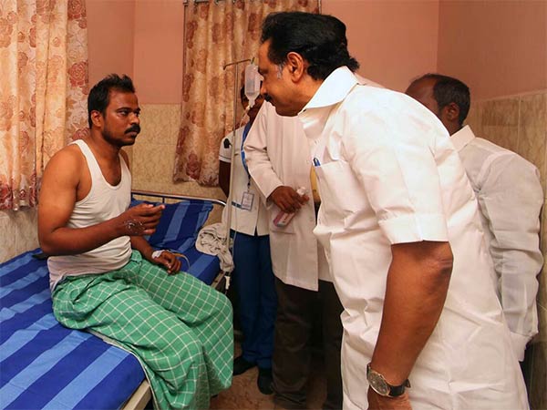 அவரைப் போல இவரும் 