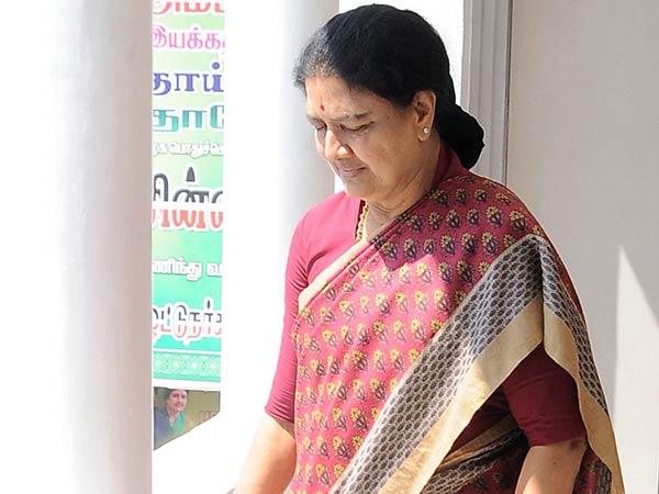 பரோல் கேட்ட சசிகலா