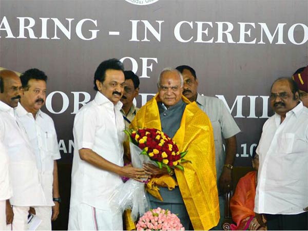  பதறிய அதிகாரிகள் 