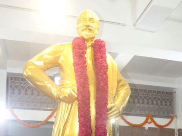  சிவாஜிக்கு கட்டப்பட்ட மணிமண்டபம் 