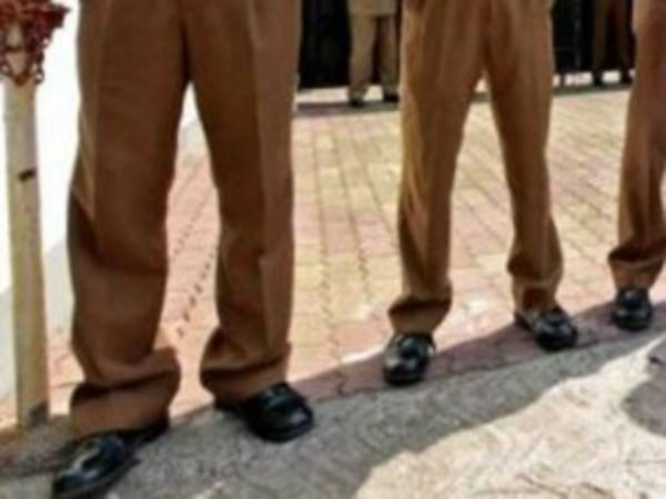  போலீசார் விசாரிக்கின்றனர்