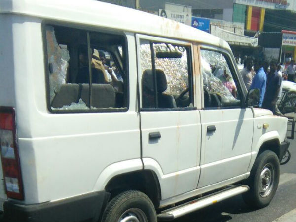 மோதலும் கொலைகளும்