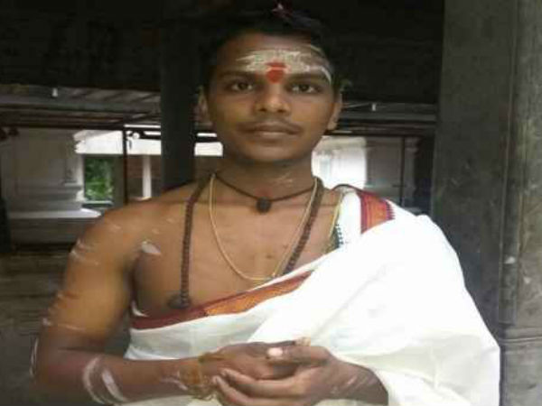அனைத்து ஜாதியினரும் அர்ச்சகர் 
