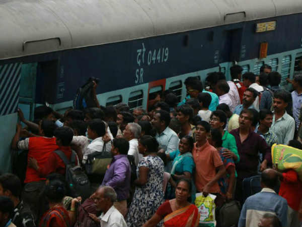 ரயிலை விரும்பும் பயணிகள் 