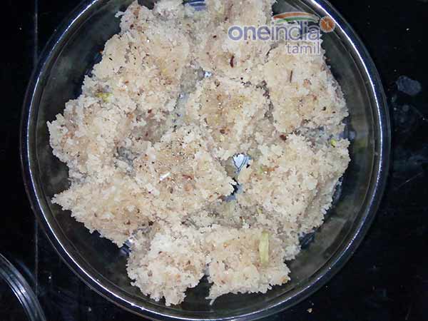 இல்லம் தோறும் தித்திப்புப் பண்டங்கள் இல்லம் தோறும் தித்திப்புப் பண்டங்கள்