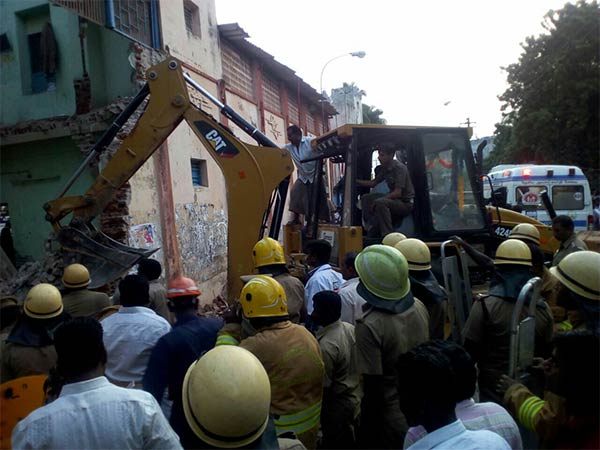 8 பேர் பலி 