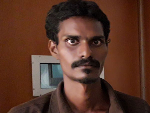 ஷார்ஜாவில் தவிக்கும் தமிழர்கள் ஷார்ஜாவில் தவிக்கும் தமிழர்கள்