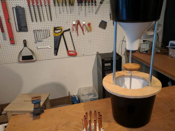  காக்கைகளின் க்ரோடெட் சிட்டி அமைப்பு 