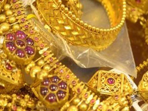 தங்கம் இறக்குமதி இருமடங்கு