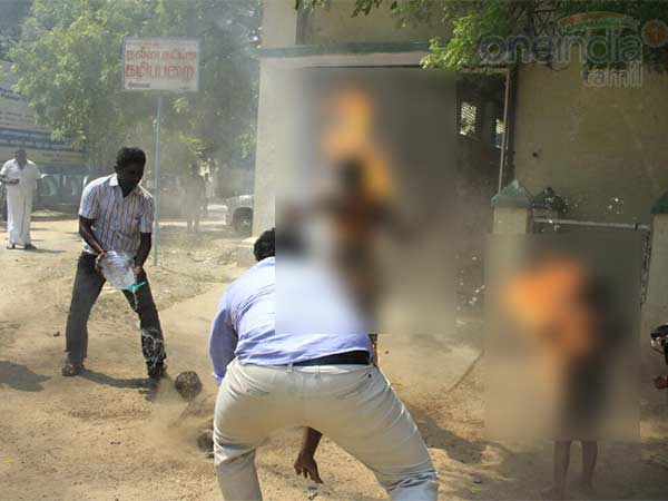 மனமுடைந்து தீக்குளிப்பு 