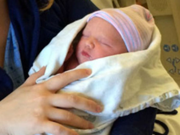  நோட்டீஸை மதித்த குழந்தை 