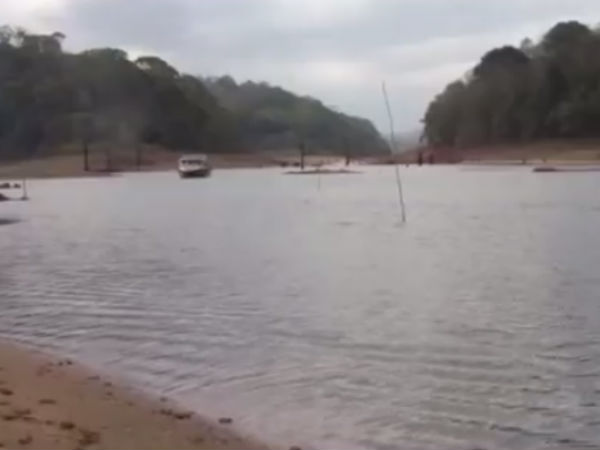 அரசு செயல்படுகிறது 