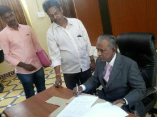 பணியாளர்களிடம் விசாரணை