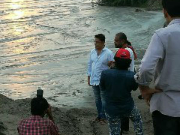  அரசியலுக்கு ரெடி