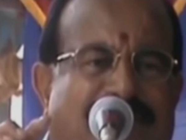 அமைச்சருக்கு லட்டு பிரசாதம் 