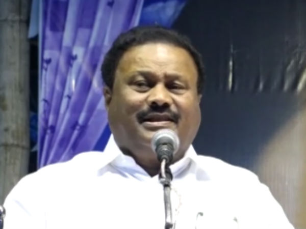 மொக்கை வாங்கிய அமைச்சர் 